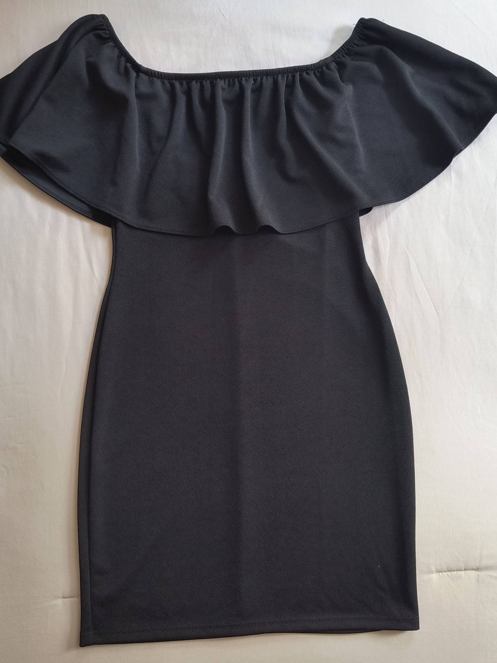 Off-Shoulder Black Ruffled Cocktail Dress - Picture 3 of 5